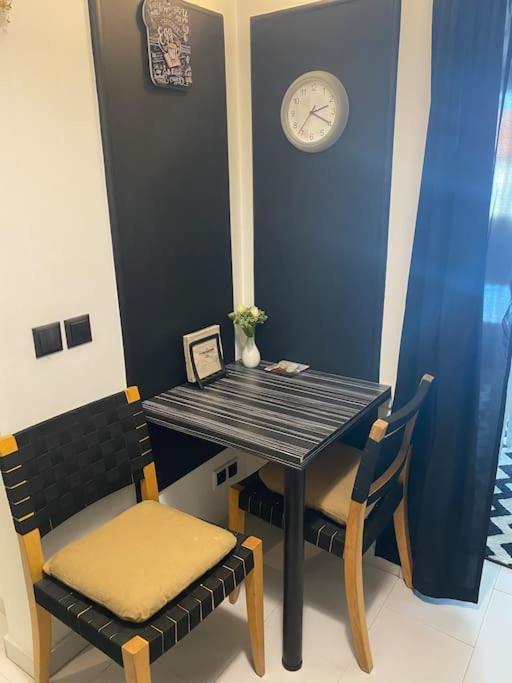 Lovely 1-Bedroom Apartament With Free Parking София Екстериор снимка